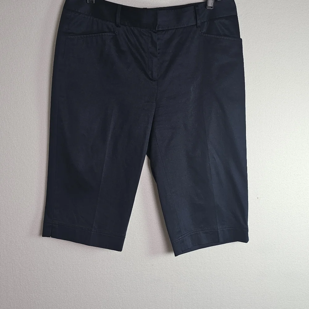 Lafayette 148 Women Shorts Sz 8 Navy Bermuda Style W Pockets Preppy,Chic - Picture 1 of 11